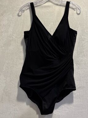 Miraclesuit Women's 16 Black Faux Wrap One Piece Swimsuit Slimming Padded Bra